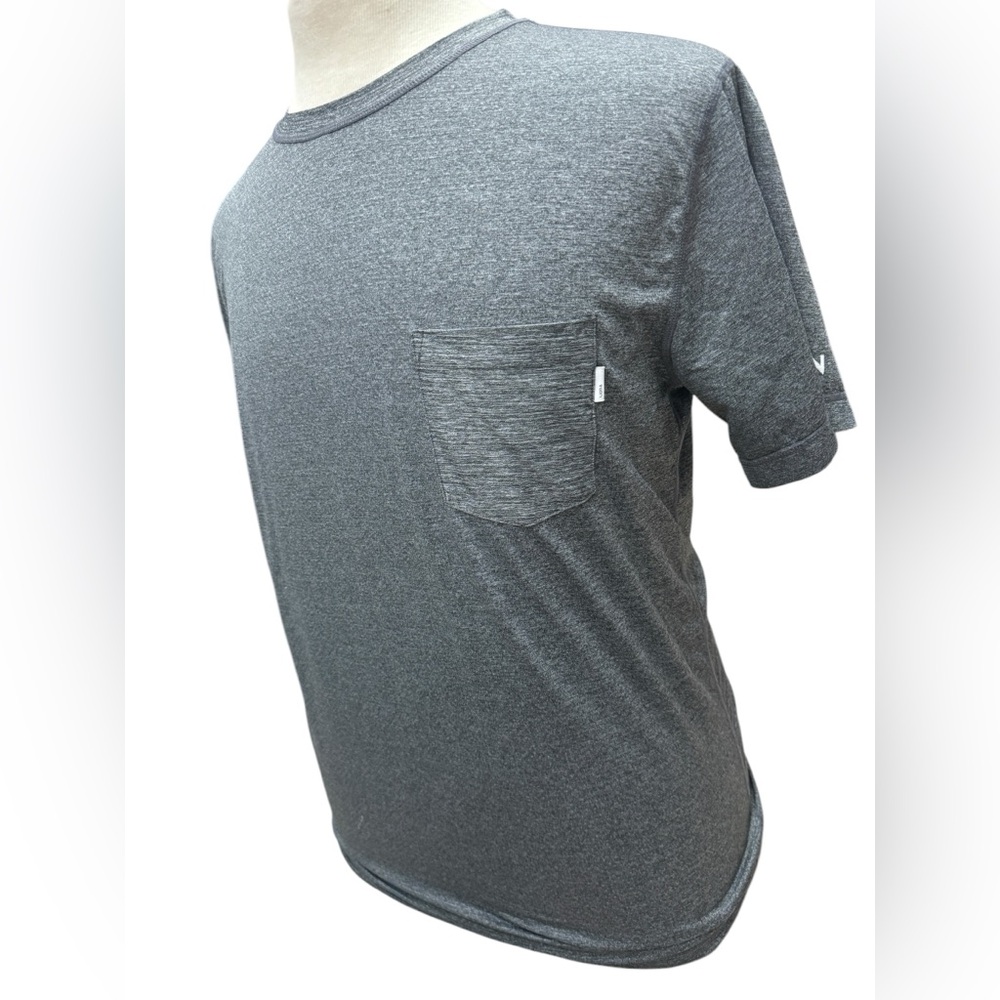 Vuori x Peleton large short sleeve shirt.